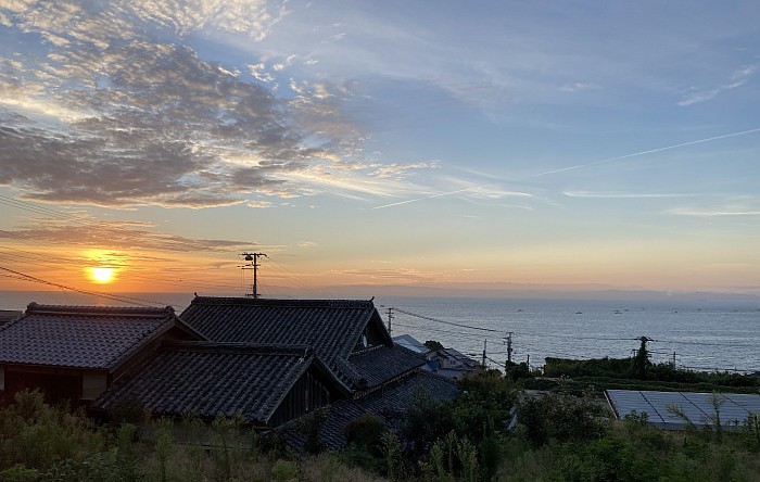 サロンから見える大阪湾の景色